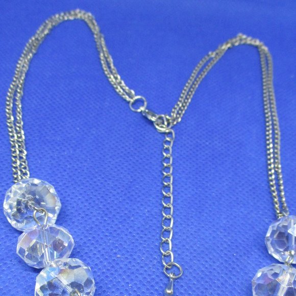 Vintage Crystal Necklace Faceted Crysal Beads With 2 Silver Tone Metal End Chain - Picture 13 of 14